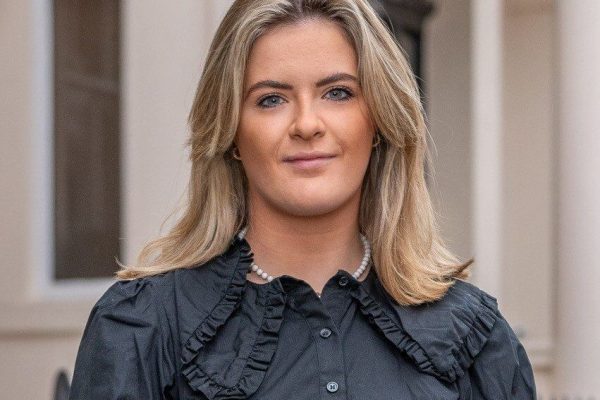 Annie-Youngman-Graduate-Property-Role-e1709139412862 (1)